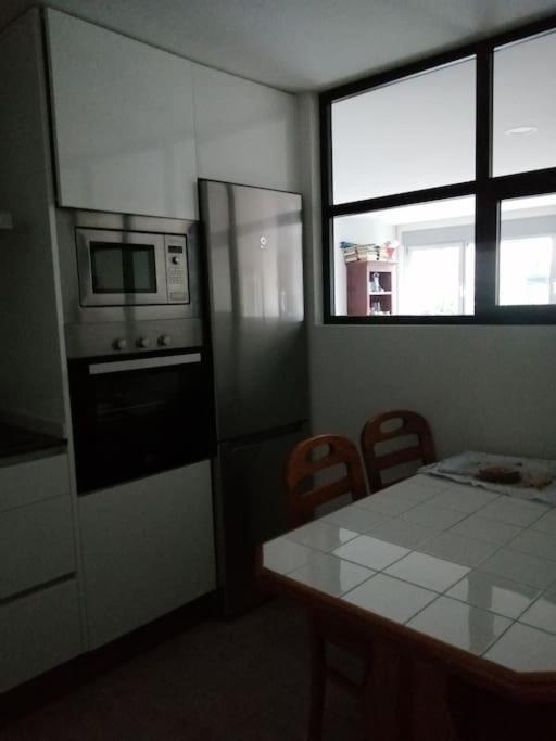 Piso Impecable 140M En El Centro De Vigo Daire Dış mekan fotoğraf