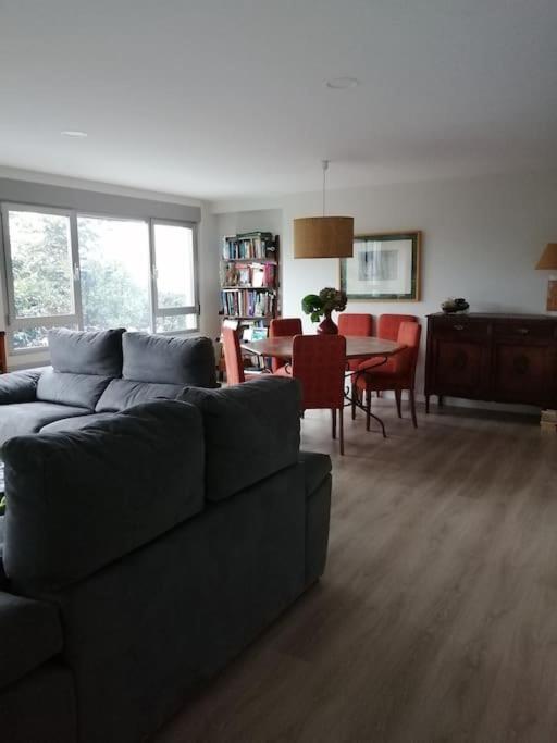 Piso Impecable 140M En El Centro De Vigo Daire Dış mekan fotoğraf